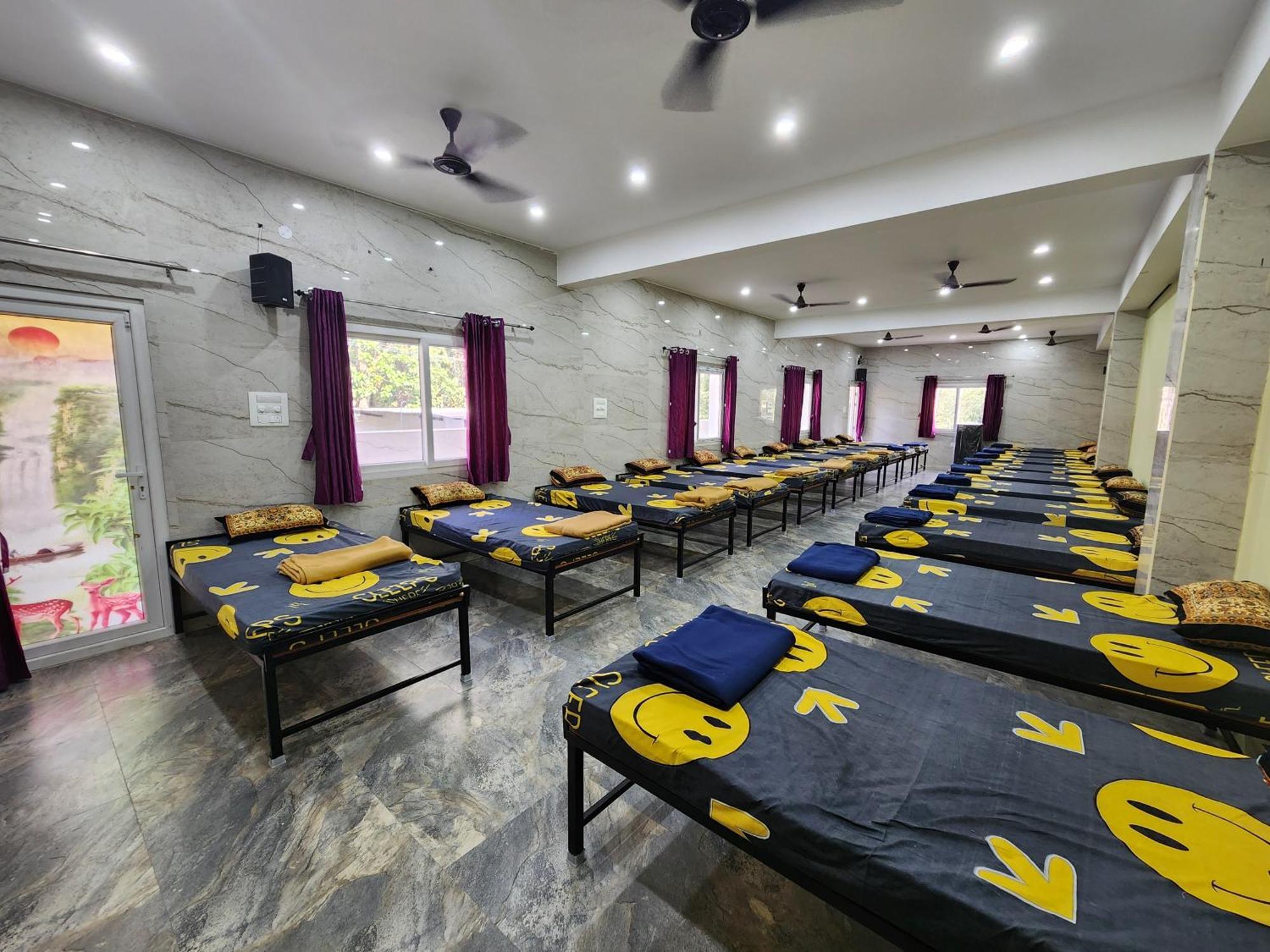 Krishnabhavan Resorts 예르카우드 외부 사진